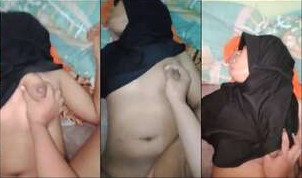 Bokep indo jilbab mabok pasrah di kosan